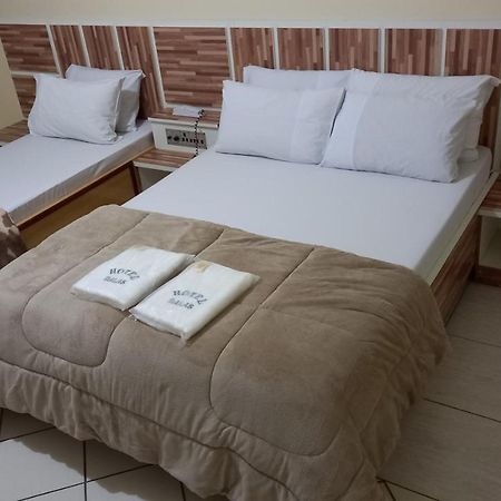 Hotel Dalias 瓜卢流斯 外观 照片