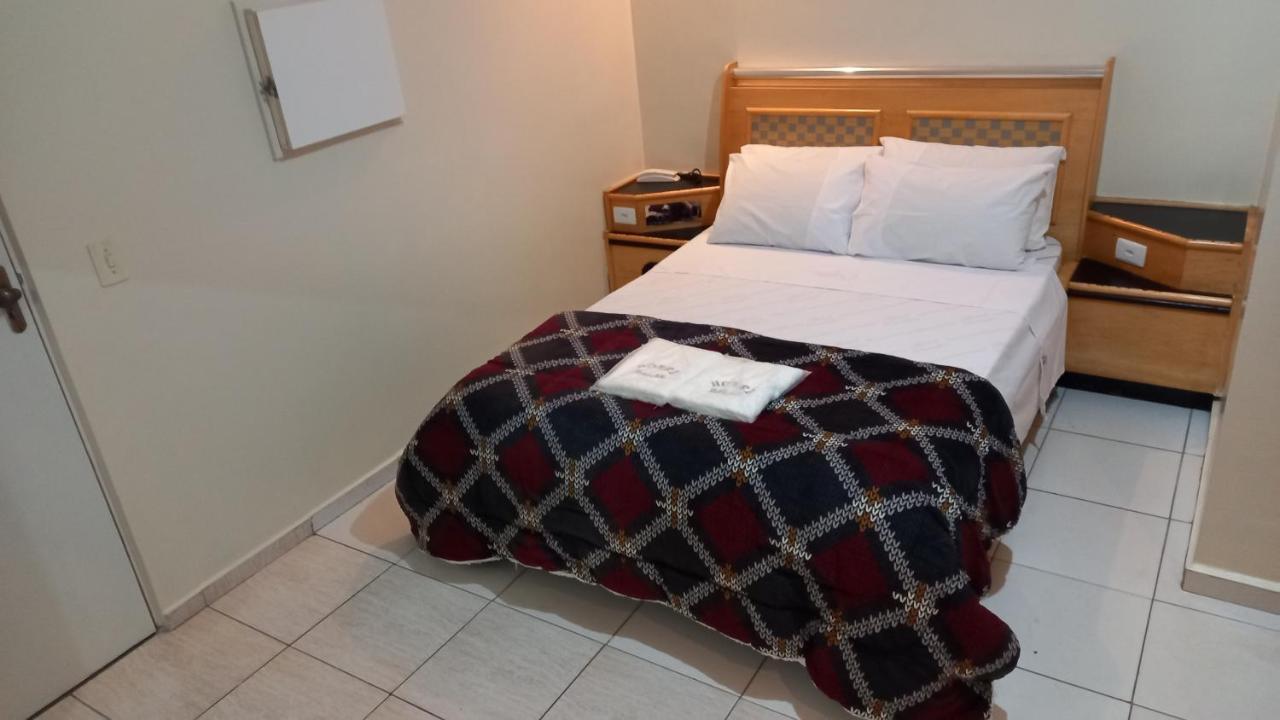 Hotel Dalias 瓜卢流斯 外观 照片